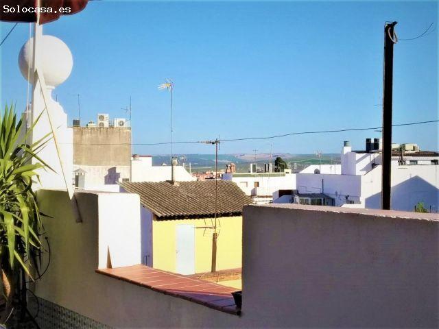 Ático con terraza en pleno centro de Córdoba