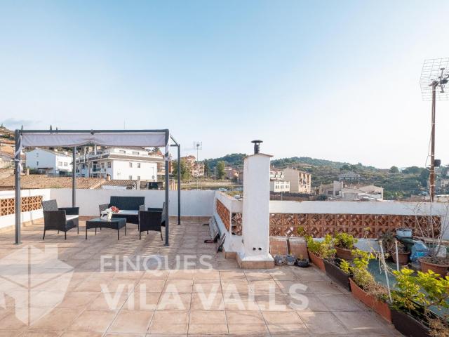 Ático con terraza enorme y vistas