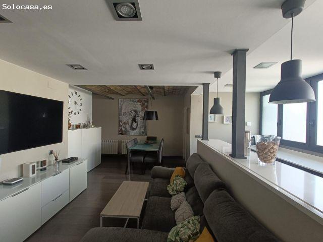 Ático con terraza, luz y potencial