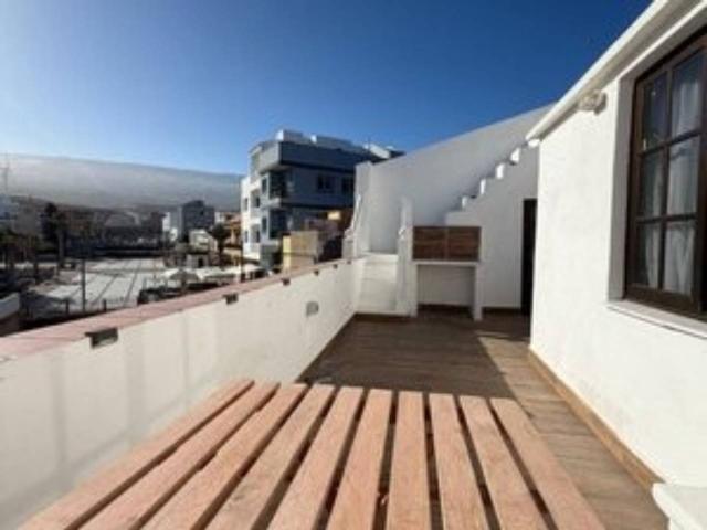 Ático con vista al mar y terraza