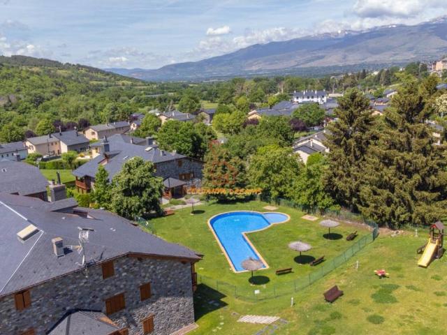 Ático con vistas y piscina