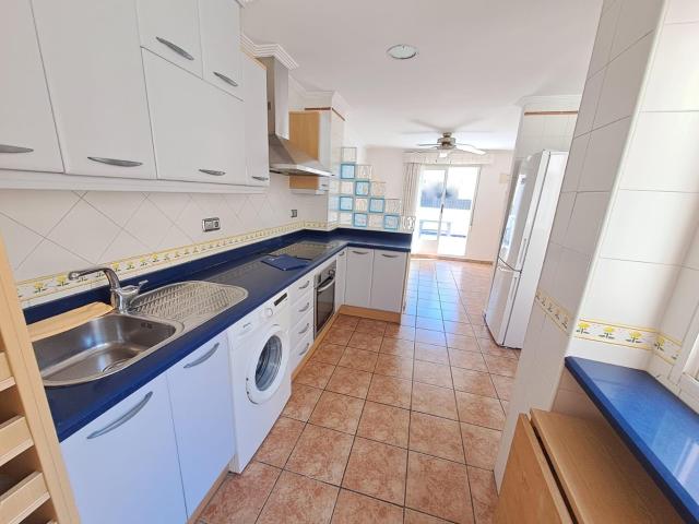 Ático de 2 Habitaciones en zona Centro, Elche