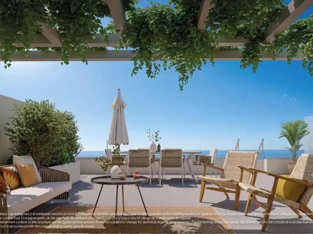 Ático de 3 dormitorios, 2 baños con vistas panorámicas al ma. 121m² Benalmádena