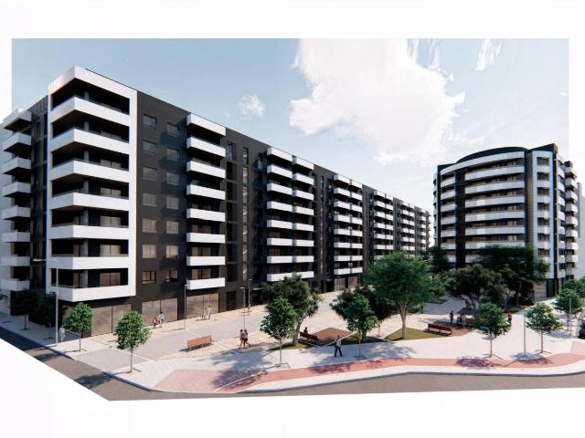 ATICO DE 3 HABITACIONES CON SOLARIUM DE 85 M2. OBRA NUEVA JUNTO A EL CORTE INGLÉS