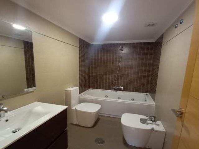 atico de tres dormitorios y 2 baños a estrenar
