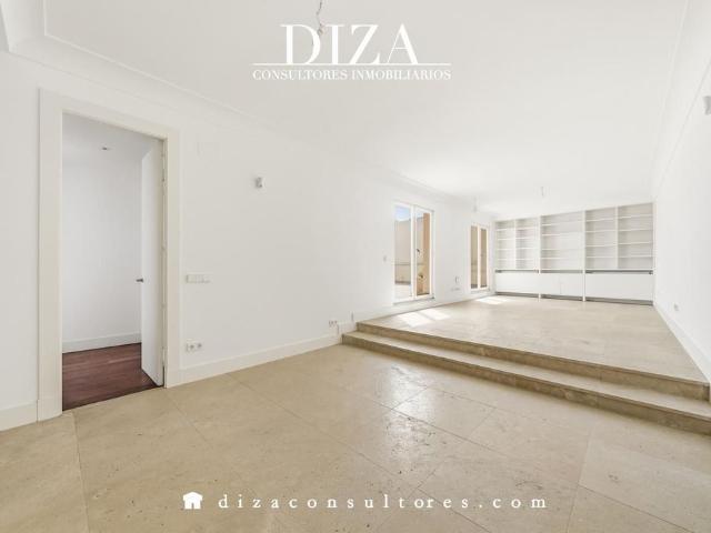 Atico de alto standing de 167 m2 en alquiler Madrid, Comunidad de Madrid