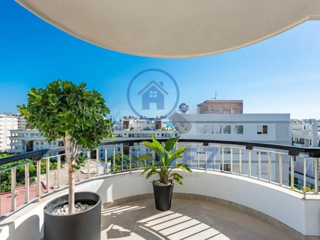 Atico de alto standing de 183 m2 en venta Marbella, Andalucía