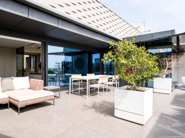 Atico de alto standing de 181 m2 en venta Valencia, Comunidad Valenciana