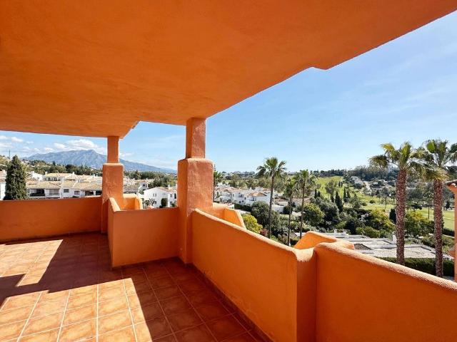 Atico de alto standing de 194 m2 en venta Benahavís, España