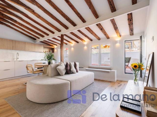 Atico de alto standing de 101 m2 en venta Madrid, España