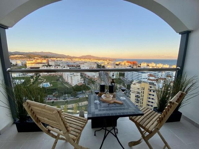 Atico de alto standing de 107 m2 en venta Estepona, Andalucía