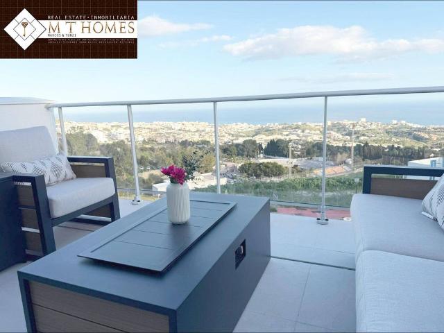 Atico de alto standing de 110 m2 en alquiler Benalmádena, Andalucía