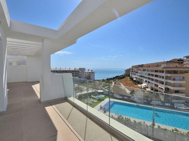 Atico de alto standing de 114 m2 en venta Fuengirola, España