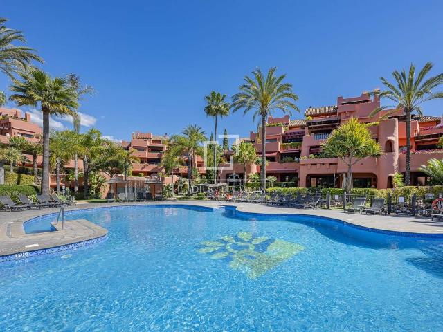 Atico de alto standing de 206 m2 en venta Estepona, Andalucía