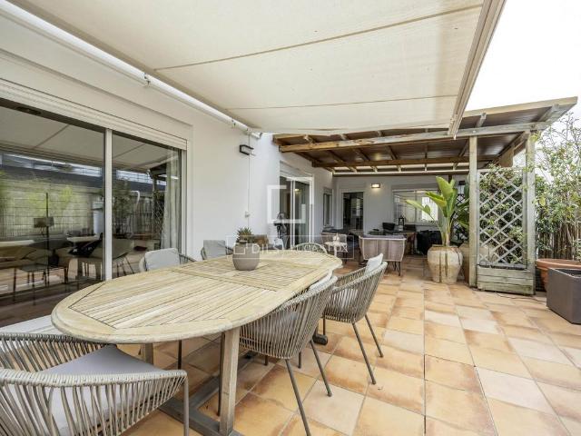 Atico de alto standing de 223 m2 en venta Valencia, Comunidad Valenciana