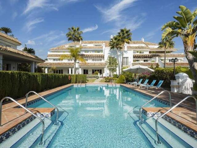 Atico de alto standing de 305 m2 en venta The Golden Mile, Marbella, Andalucía