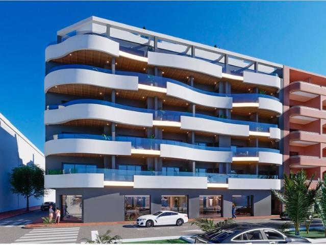 Atico de alto standing de 67 m2 en venta Torrevieja, Comunidad Valenciana