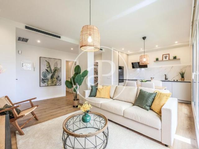 Atico de alto standing de 86 m2 en venta Madrid, Comunidad de Madrid