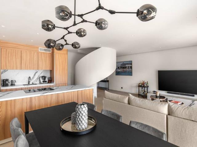 Atico de alto standing en venta Marbella, España