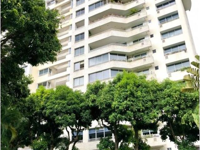 Atico de alto standing en venta Nueva Caracas, Distrito Capital