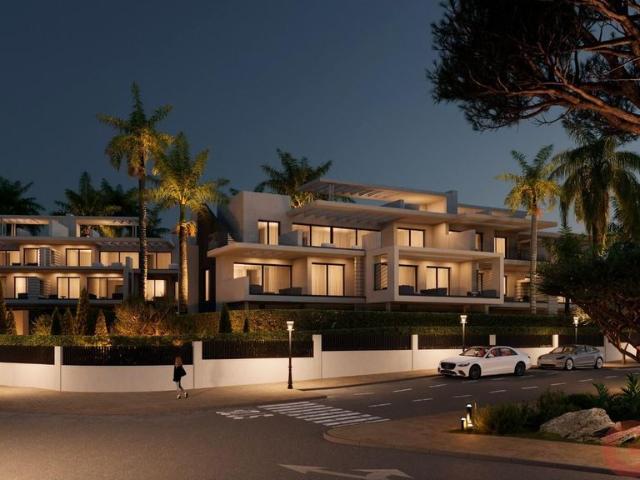 Atico de alto standing en venta Estepona, Andalucía