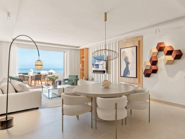 Atico de alto standing en venta Estepona, Andalucía