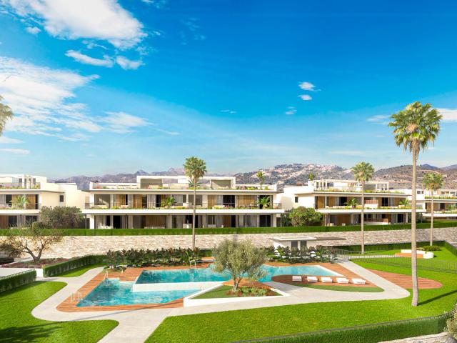 Ático de lujo, con solárium y piscina privada, 3 dormitorios. 149m² Marbella