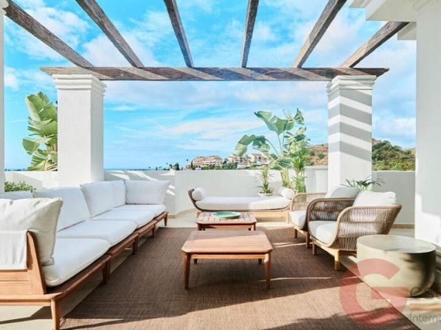 Atico de lujo de 146 m2 en venta Marbella, Andalucía