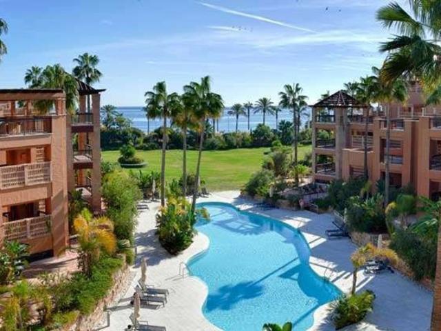Atico de lujo de 153 m2 en venta Marbella, España