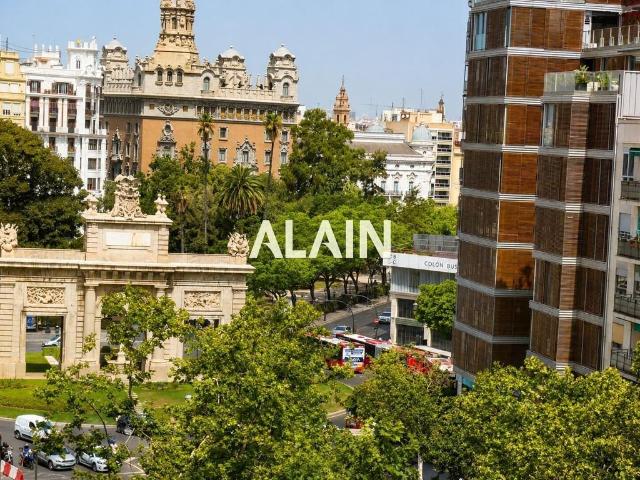 Atico de lujo de 150 m2 en venta Valencia, España