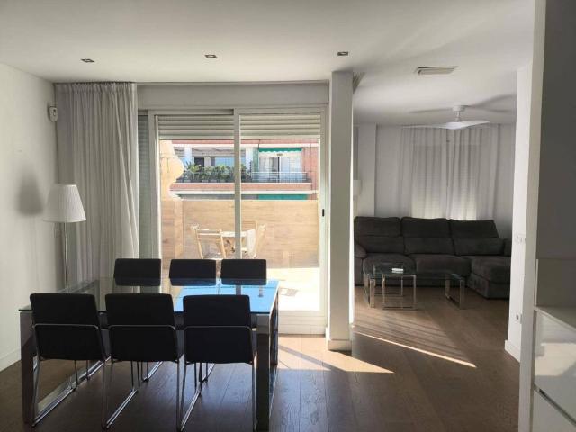Atico de lujo de 160 m2 en alquiler Valencia, Comunidad Valenciana