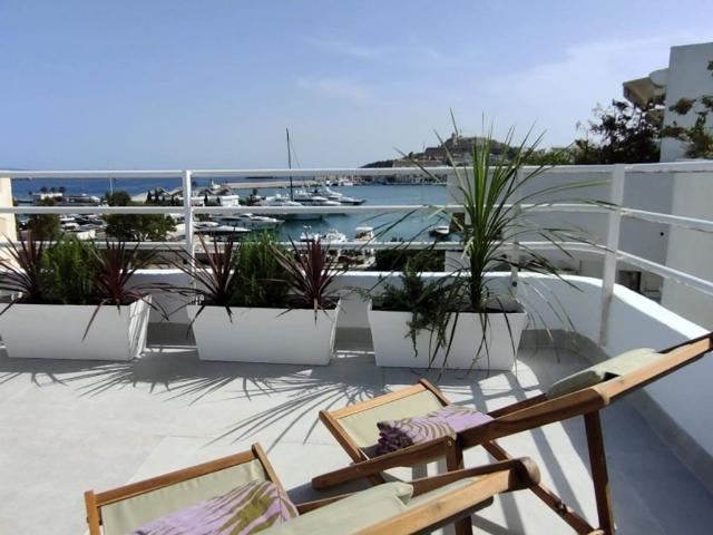 Atico de lujo de 100 m2 en alquiler Ibiza, España
