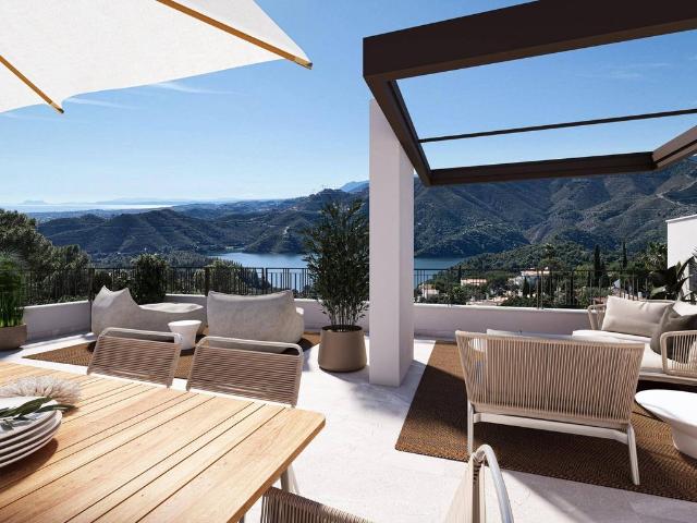 Atico de lujo de 109 m2 en venta Istán, España