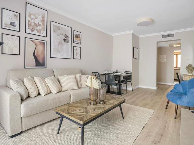 Atico de lujo de 112 m2 en alquiler Estepona, España