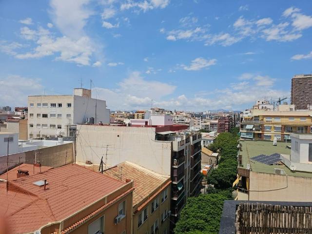 Atico de lujo de 120 m2 en venta Alicante, Comunidad Valenciana