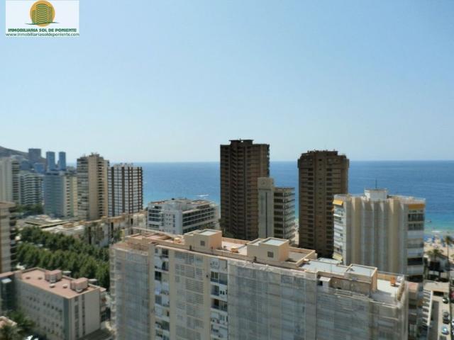 Atico de lujo de 270 m2 en venta Benidorm, España