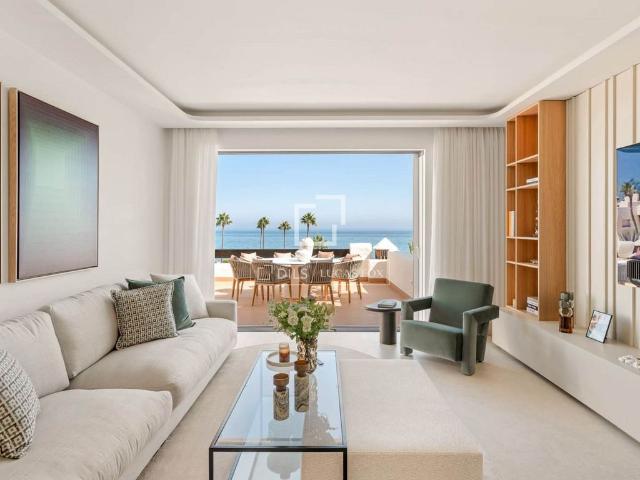 Atico de lujo de 203 m2 en venta Estepona, Andalucía