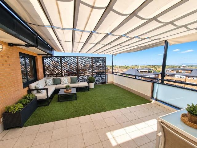 Atico de lujo de 205 m2 en venta Majadahonda, Comunidad de Madrid