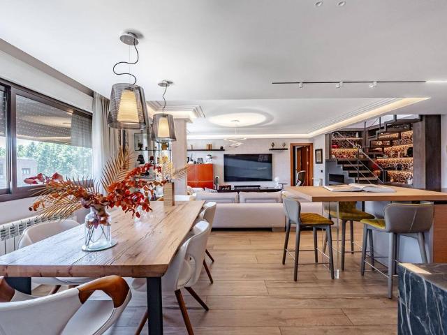 Atico de lujo de 210 m2 en venta Pozuelo de Alarcón, España