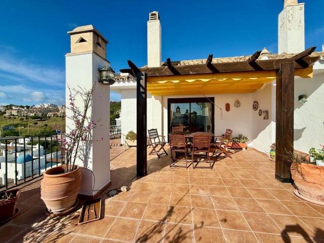 Atico de lujo de 215 m2 en venta Manilva, España