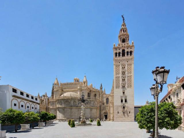 Atico de lujo de 85 m2 en venta CALLE RAFAEL GONZALEZ ABREU 1, Sevilla, Andalucía