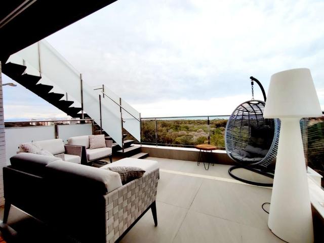 Atico de lujo en venta Guardamar del Segura, España