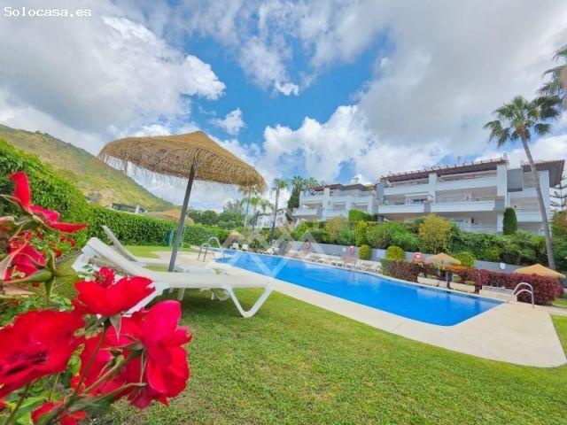 Ático dúplex con amplio solárium y vistas panorámicas en Los Arqueros