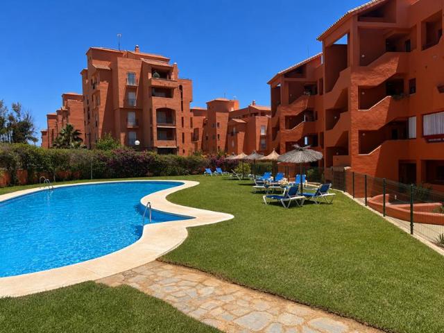 ÁTICO DÚPLEX CON ESPECTACULAR SOLÁRIUM, VISTAS AL MAR