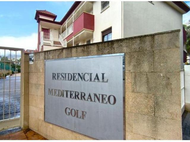 Ático dúplex de 4 dormitorios en alquiler de larga temporada en Torrequebrada