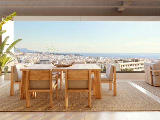 Ático dúplex de lujo con 115 m² de espacio exterior en Las Mesas, Estepona