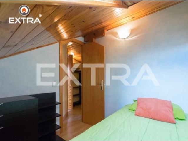 Ático dúplex en calle Isturiz con Hernani