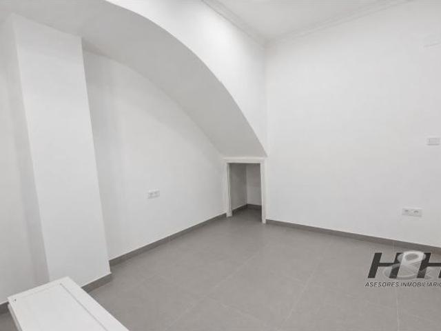 Atico Duplex en Alquiler en Burjassot, Valencia