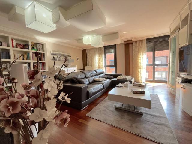 Ático Dúplex en el Corazón de Leioa ¡Tu Hogar Perfecto te Espera!