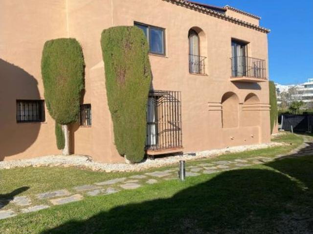 ÁTICO DÚPLEX EN LA URB. LA CARTUJA, ESTEPONA